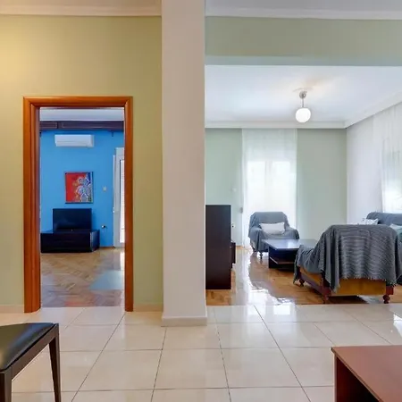 Xarilaou's Two-bedroom Treasure In * Thessaloniki